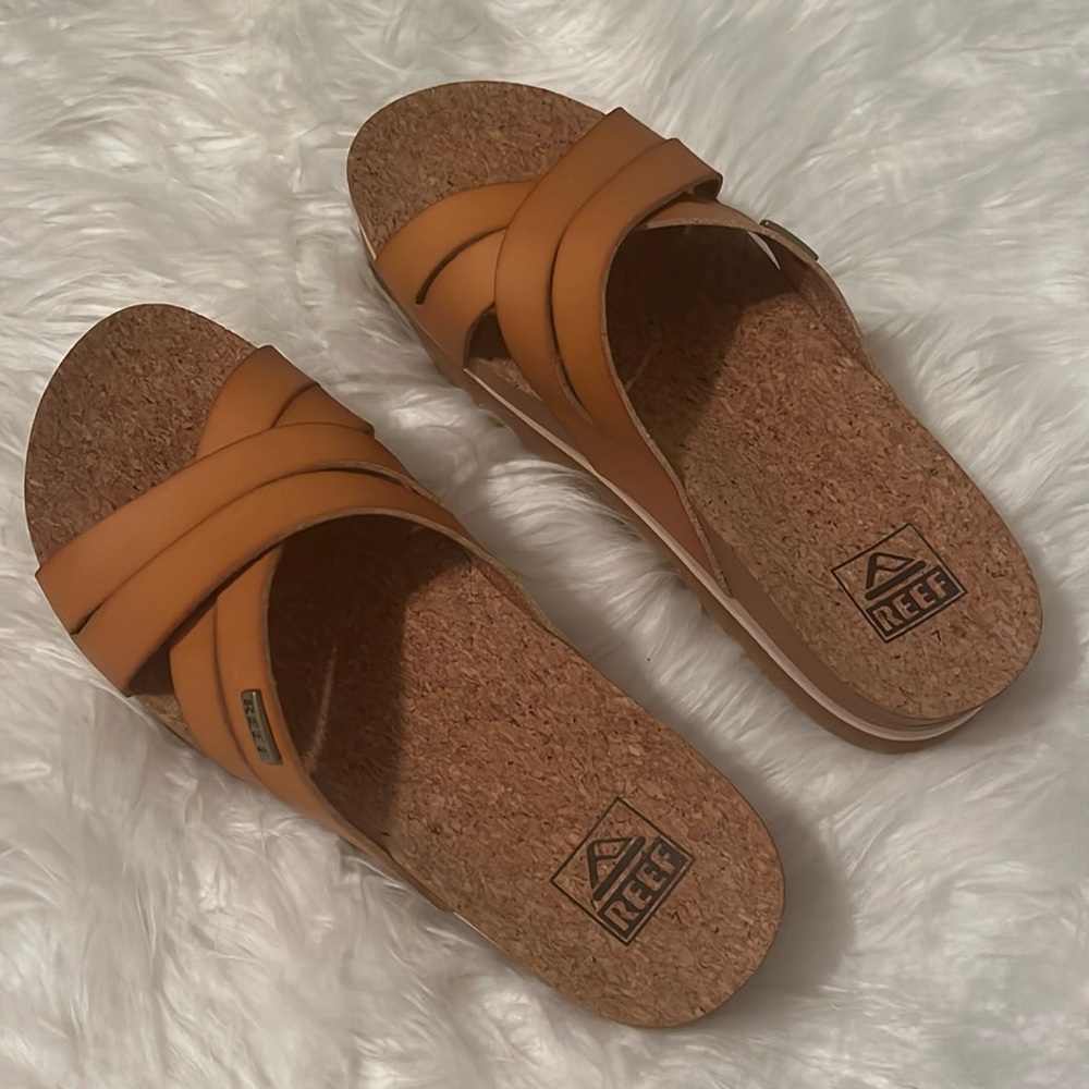 Reef sandals NWOT